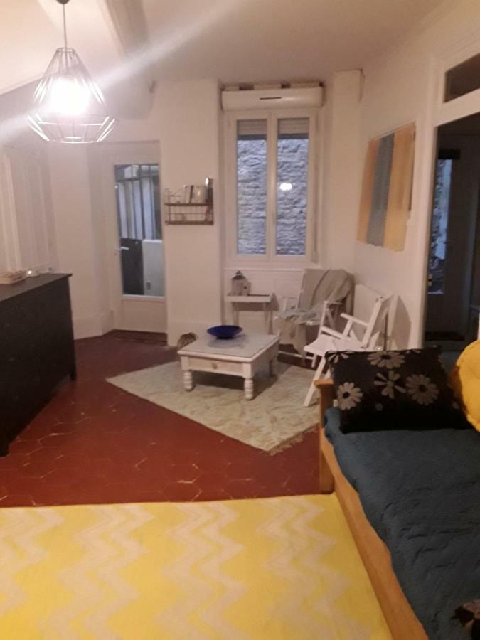 Gite De La Madeleine 80 M2 トゥールニュ エクステリア 写真