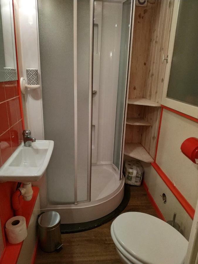 Gite De La Madeleine 80 M2 トゥールニュ エクステリア 写真