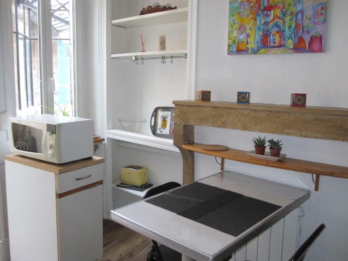Gite De La Madeleine 80 M2 トゥールニュ エクステリア 写真