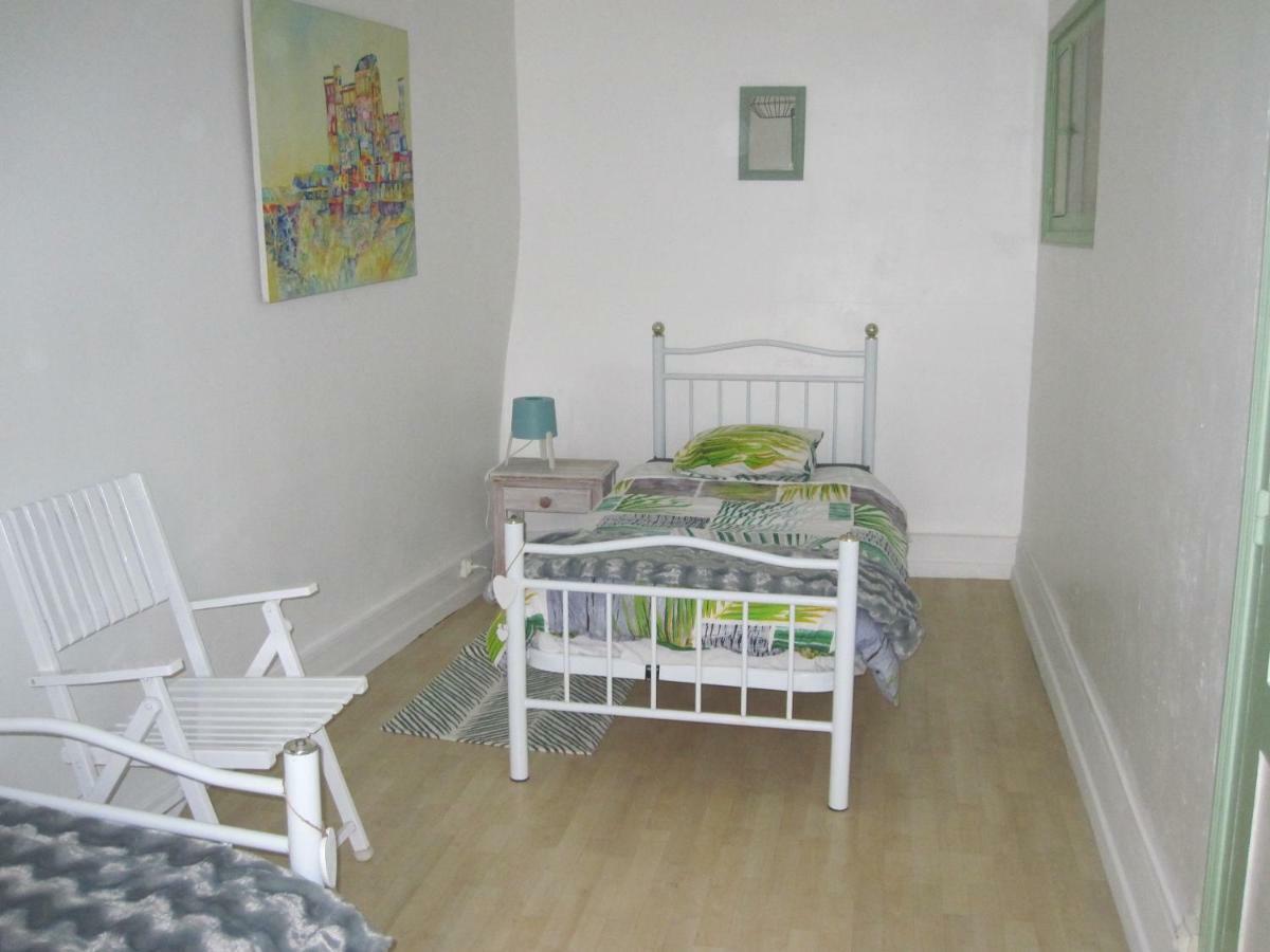 Gite De La Madeleine 80 M2 トゥールニュ エクステリア 写真