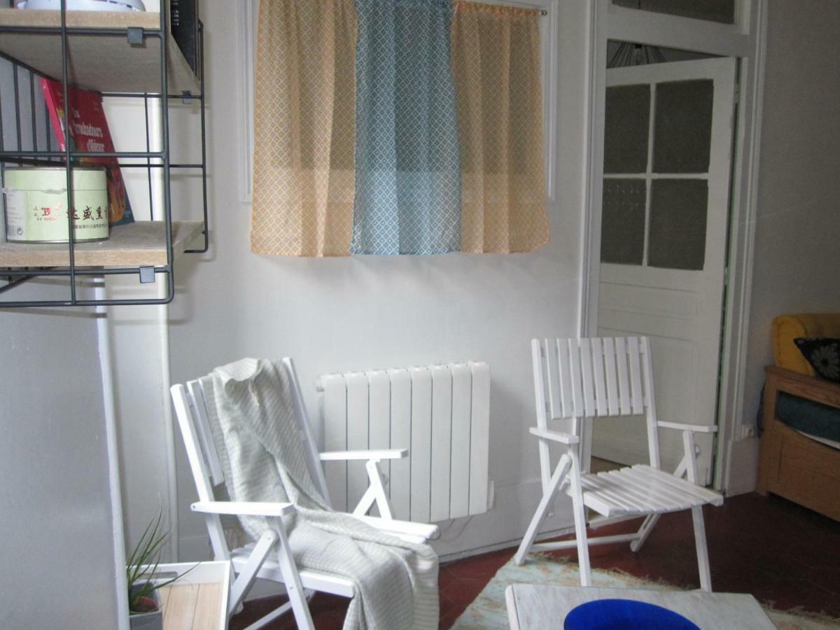 Gite De La Madeleine 80 M2 トゥールニュ エクステリア 写真